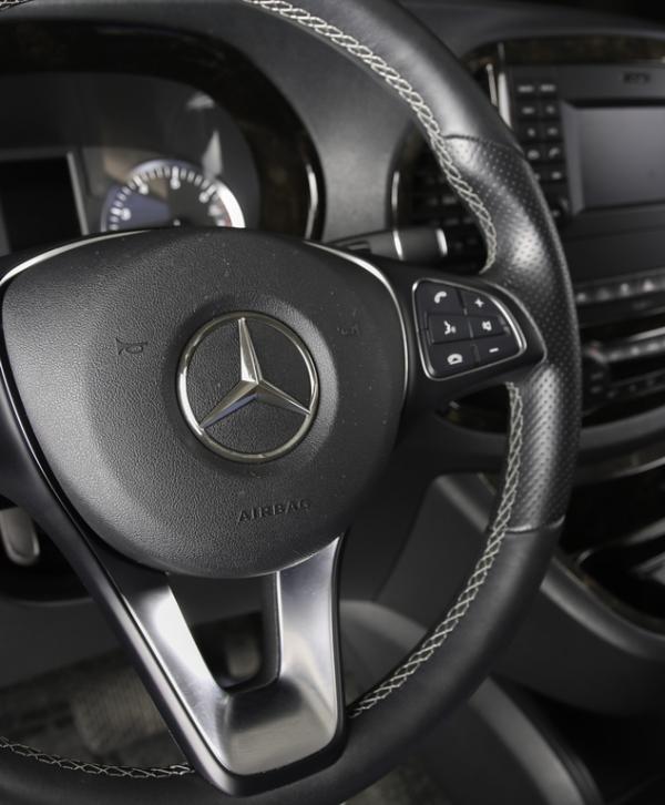 2016-Mercedes-Benz-Metris-EXPLORER-Passenger-Van